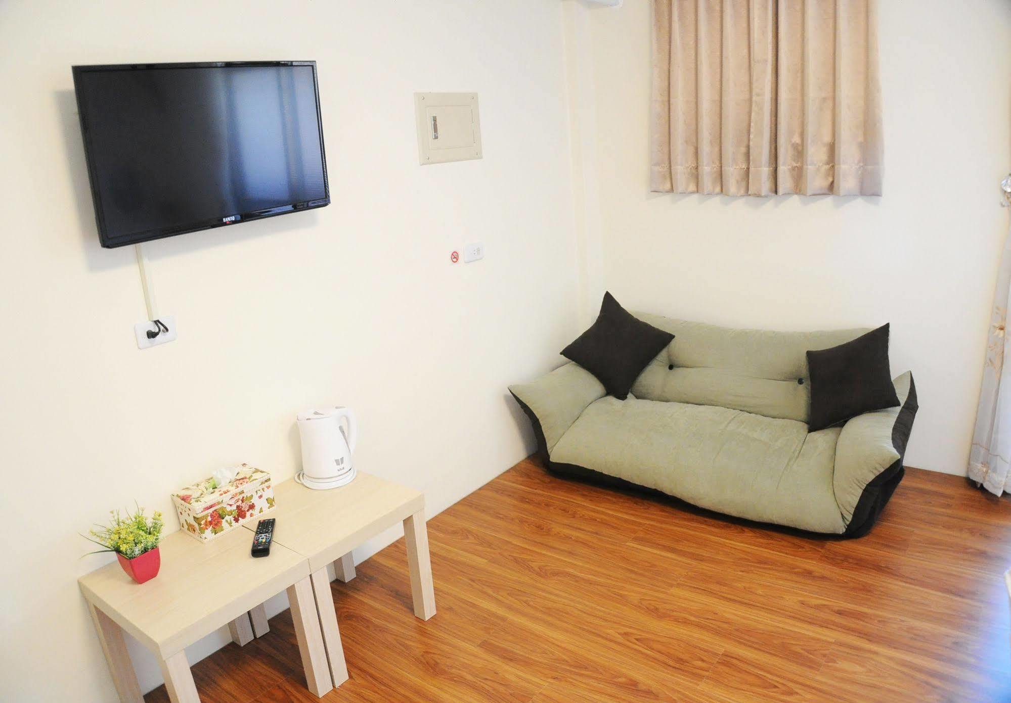 Enjoy Lane 17 B&B T'ai-tung エクステリア 写真